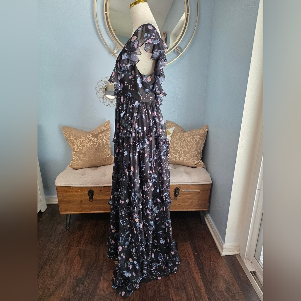 Mac Duggal Ieena Floral Ruffle V-Neck Gown - Picture 7 of 8